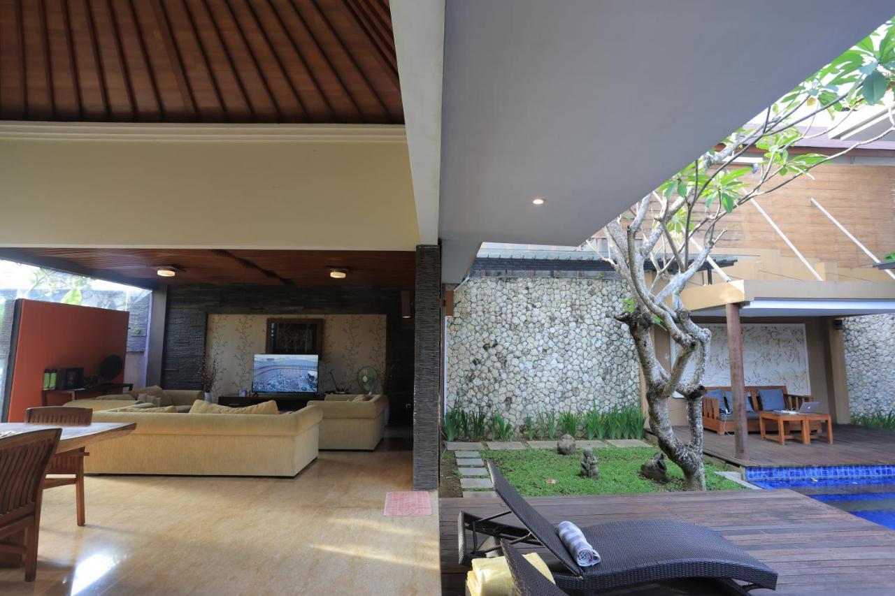 4 Bedroom With Pool In The Center Of Seminyak (Bali)