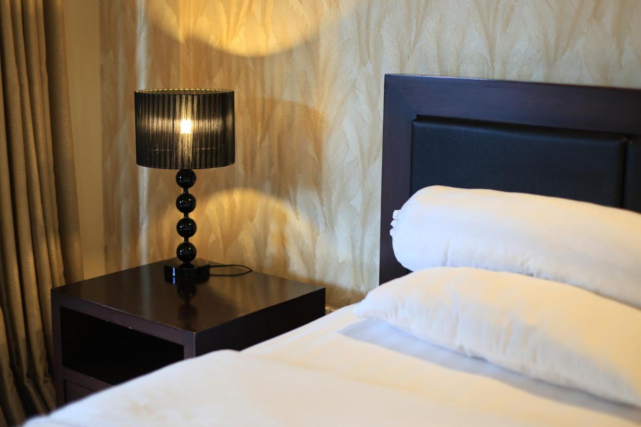 4 Bedroom With Pool In The Center Of Seminyak (Bali)